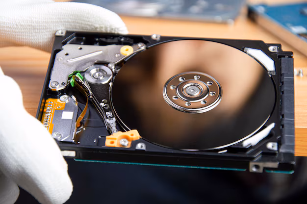 Cứu dữ liệu hdd, ssd 12 Cứu Dữ Liệu HDD và SSD - Giải Pháp Chuyên Nghiệp Cho Mọi Thảm Họa Công Nghệ