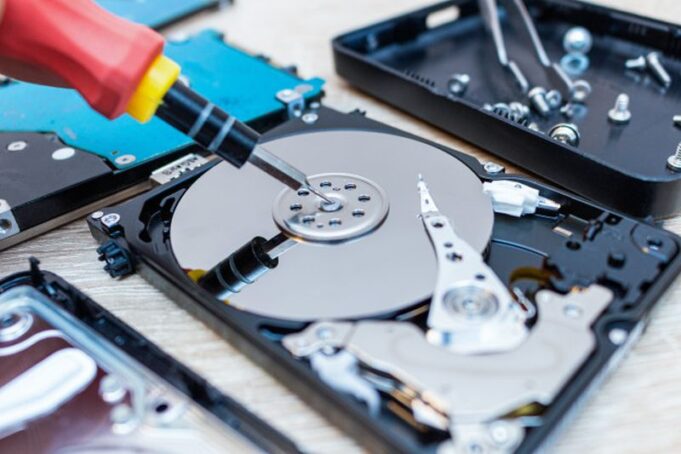 Cứu dữ liệu hdd, ssd 14 Cứu Dữ Liệu HDD và SSD Giải Pháp Chuyên Sâu Cho Mọi Loại Ổ Cứng