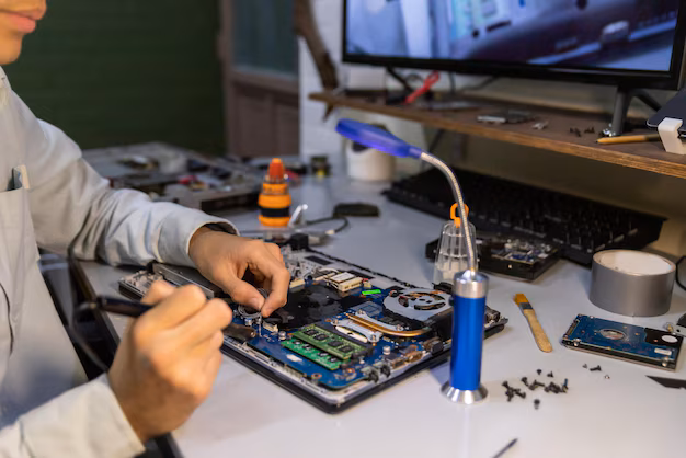 Sửa laptop tại TPHCM giá rẻ 13 Dịch Vụ Sửa Laptop TPHCM Chuyên Nghiệp, Giá Tốt