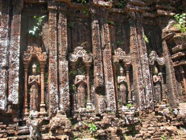 Kiến trúc Angkor Wat hùng vĩ và tráng lệ