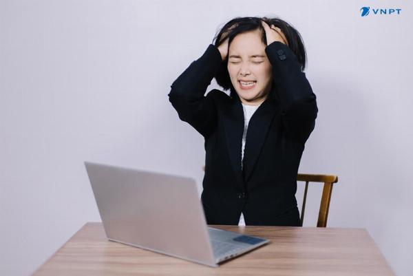 Máy in hoạt động chậm, tốc độ in thấp.