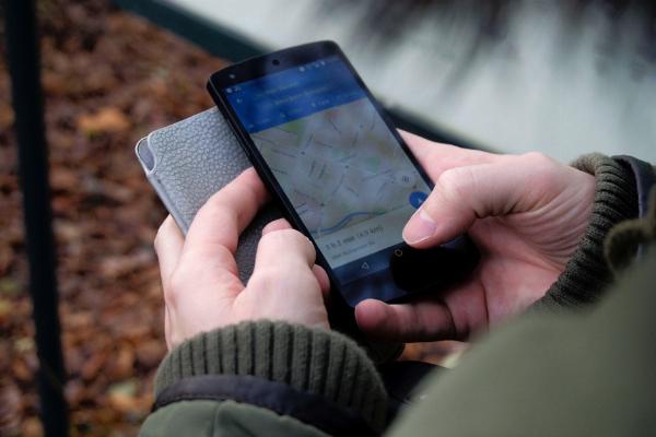 Thêm điểm đến đầu tiên trên Google Maps