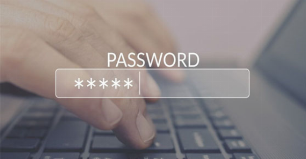 Giao diện Ophcrack LiveCD đang chạy