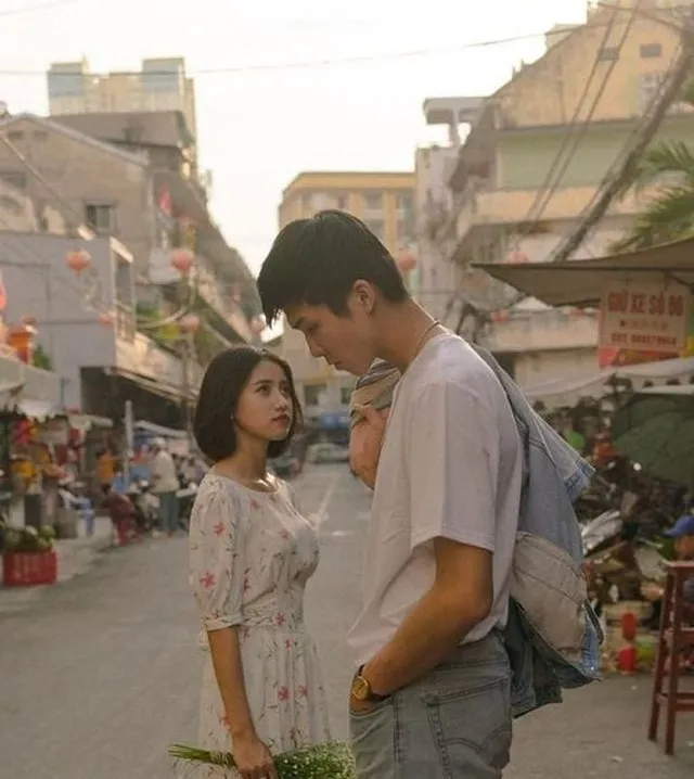 Hình ảnh buồn của một cô gái